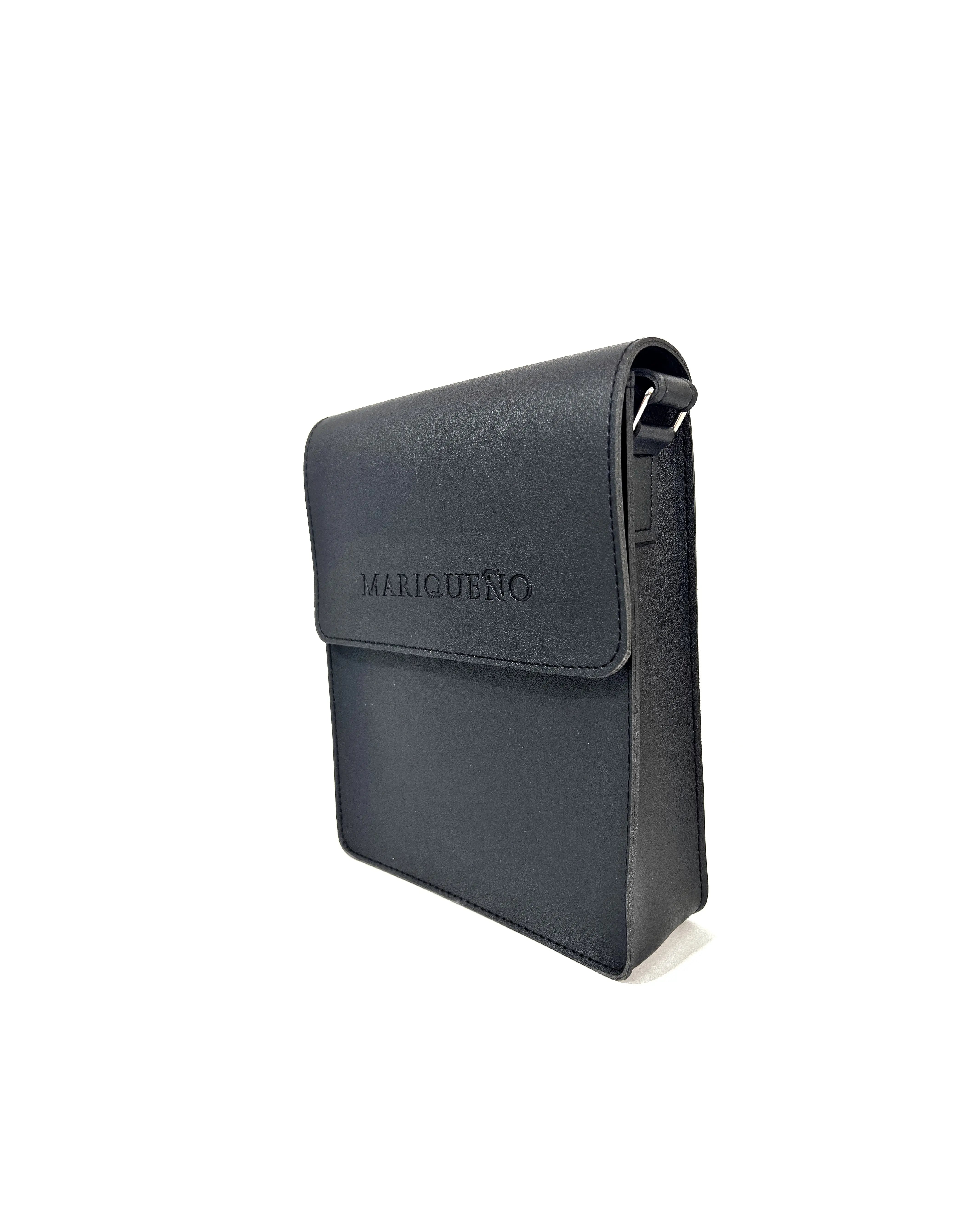LORENZO Crossbody Bag - Black by Mariqueño