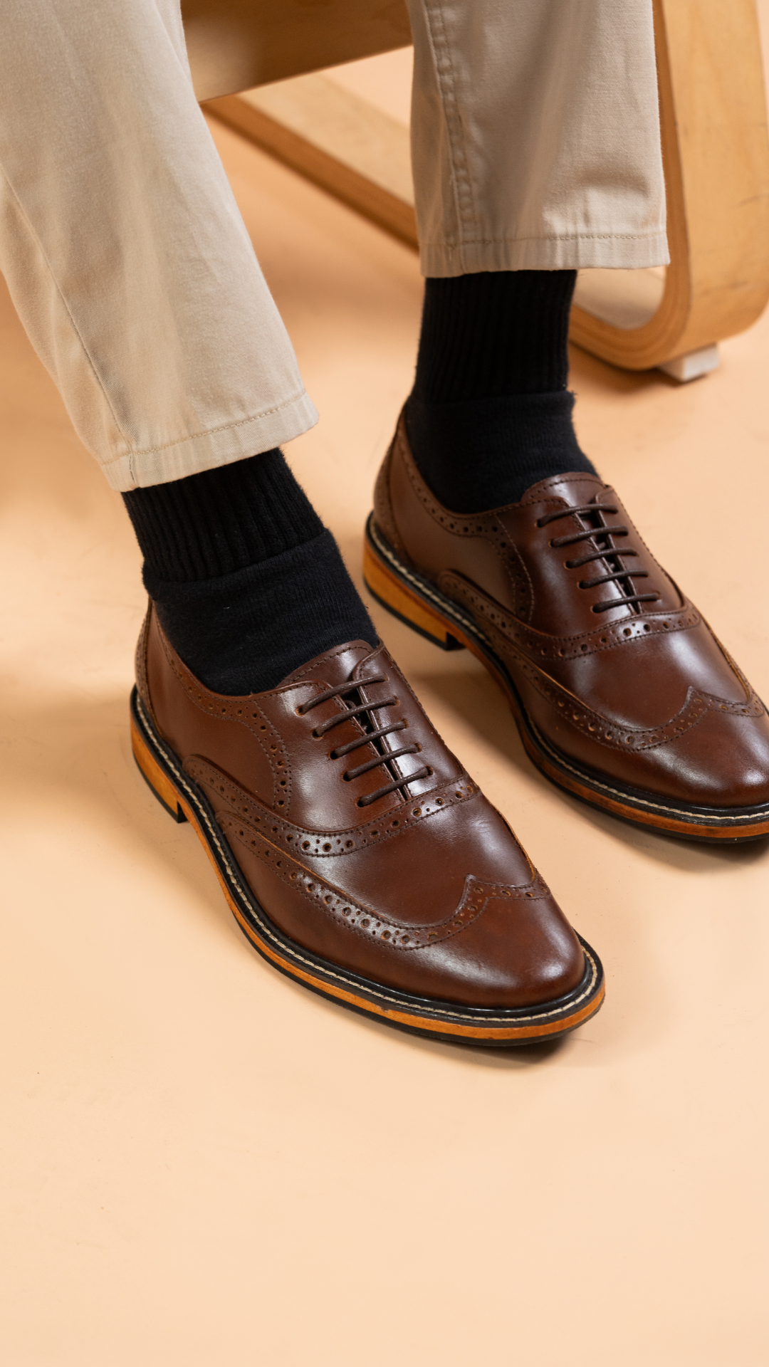 GUEVARRA Wingtip Oxford - Walnut