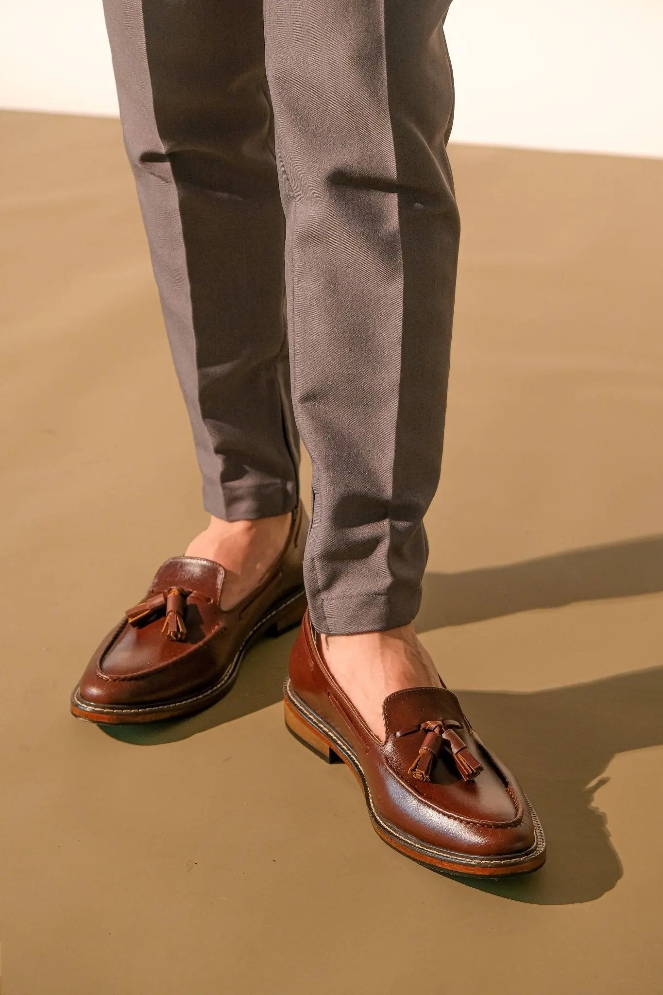ENRIQUE Tassel Loafer - Walnut - Mariqueño