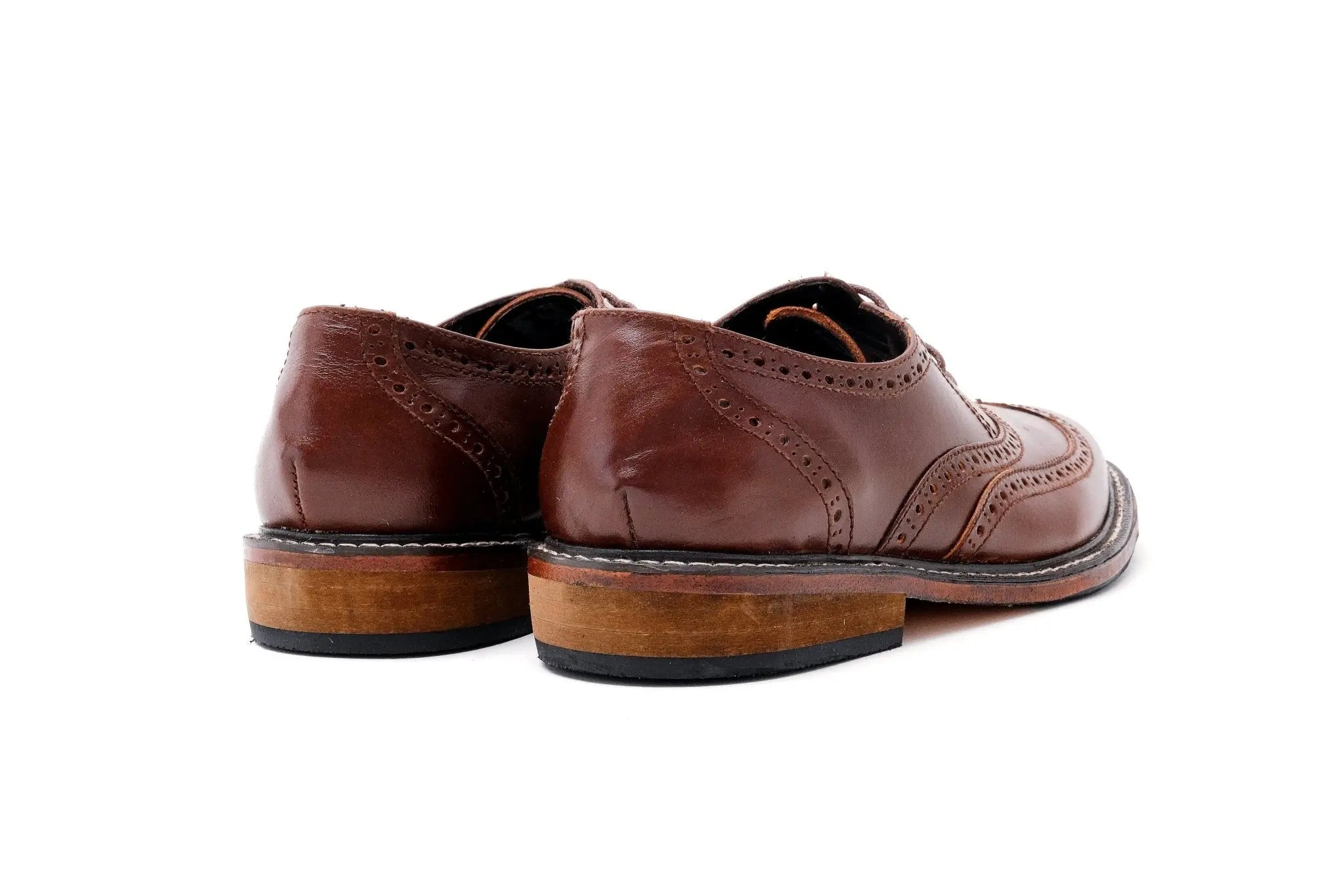 GUEVARRA Wingtip Oxford - Walnut | by Mariqueño ( )