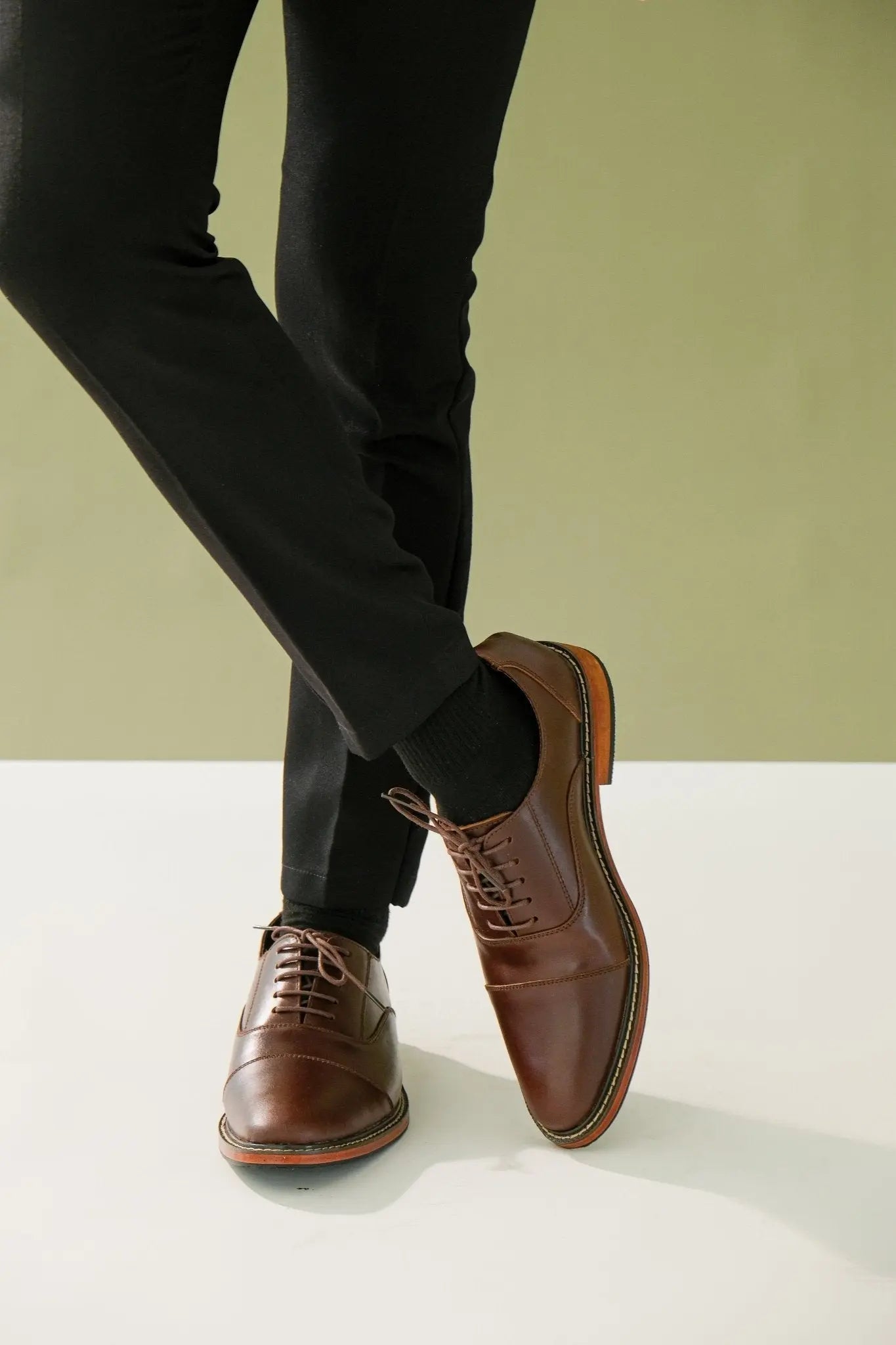 FELIX Cap Toe Plain Oxford - Walnut | by Mariqueño ( )