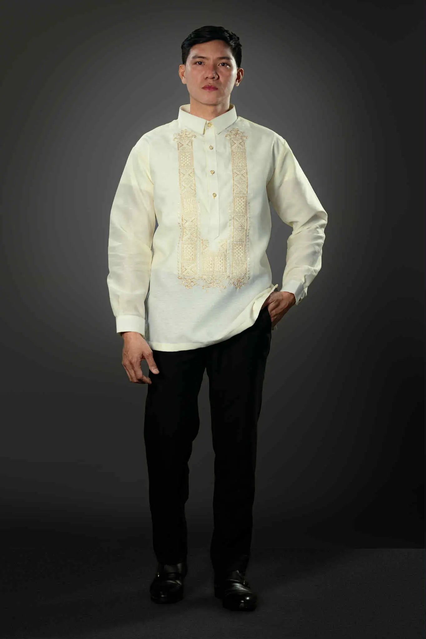 Men's GUEVARRA Jusilyn Barong Tagalog in Cream - Sport Collar | by Mariqueño ( )