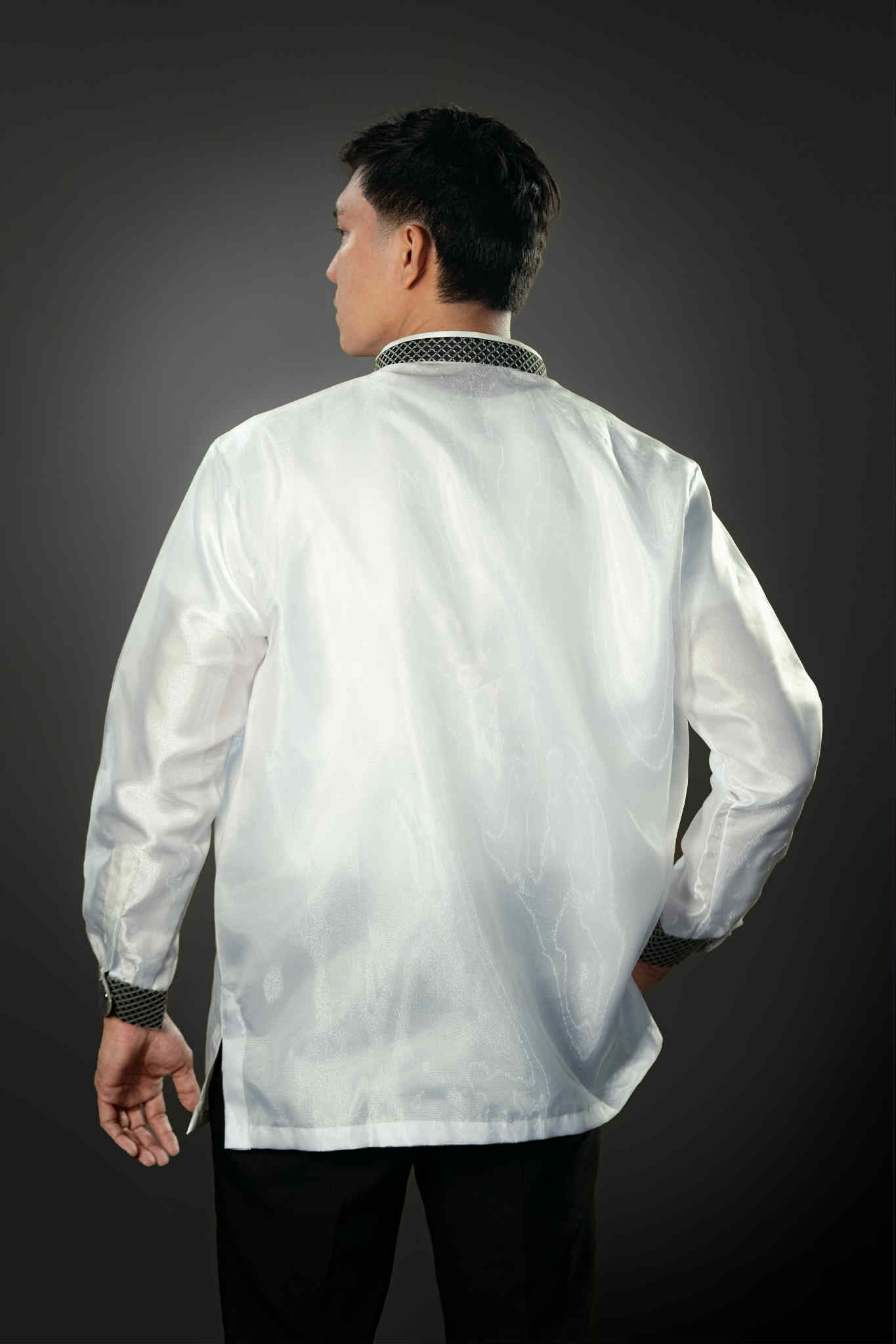 Men's GUEVARRA Piña Organza Barong Tagalog in Black - Chinese Collar by Mariqueño