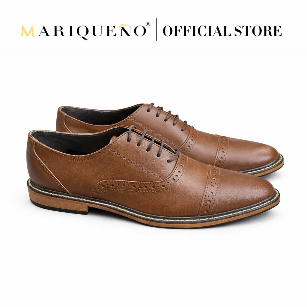 Oxford Walnut Brown leather shoes with holes and 'Mariqueno Official Store' branding on a white background
#color_walnut
