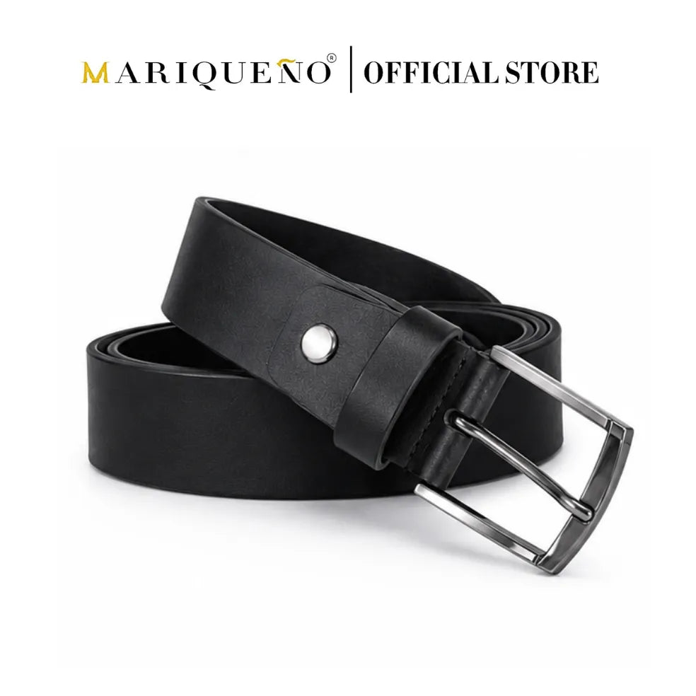 Black leather belt with silver buckle on a white background, branded as Mariqueno.
#color_black