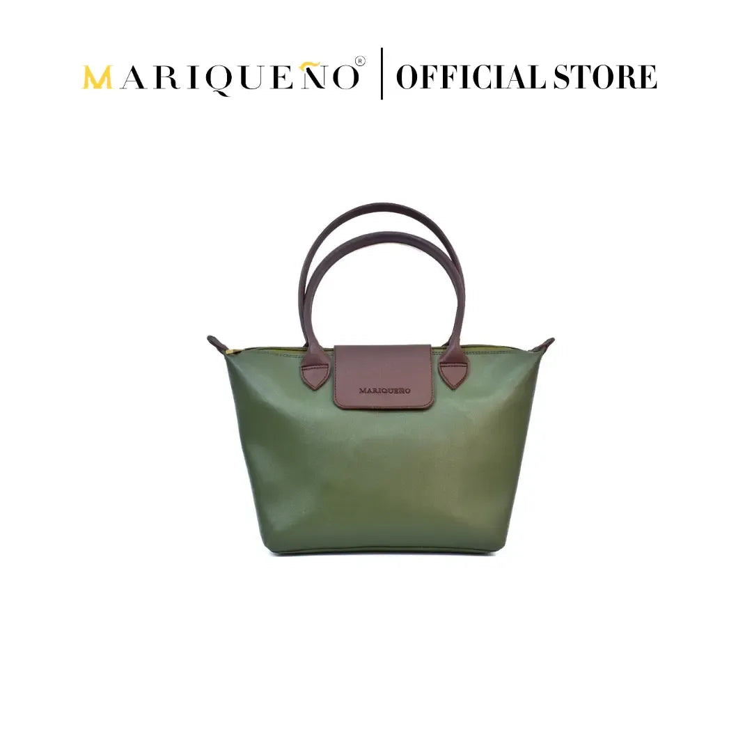 Green handbag with brown accents on a white background, featuring the Mariqueno brand.
#color_green