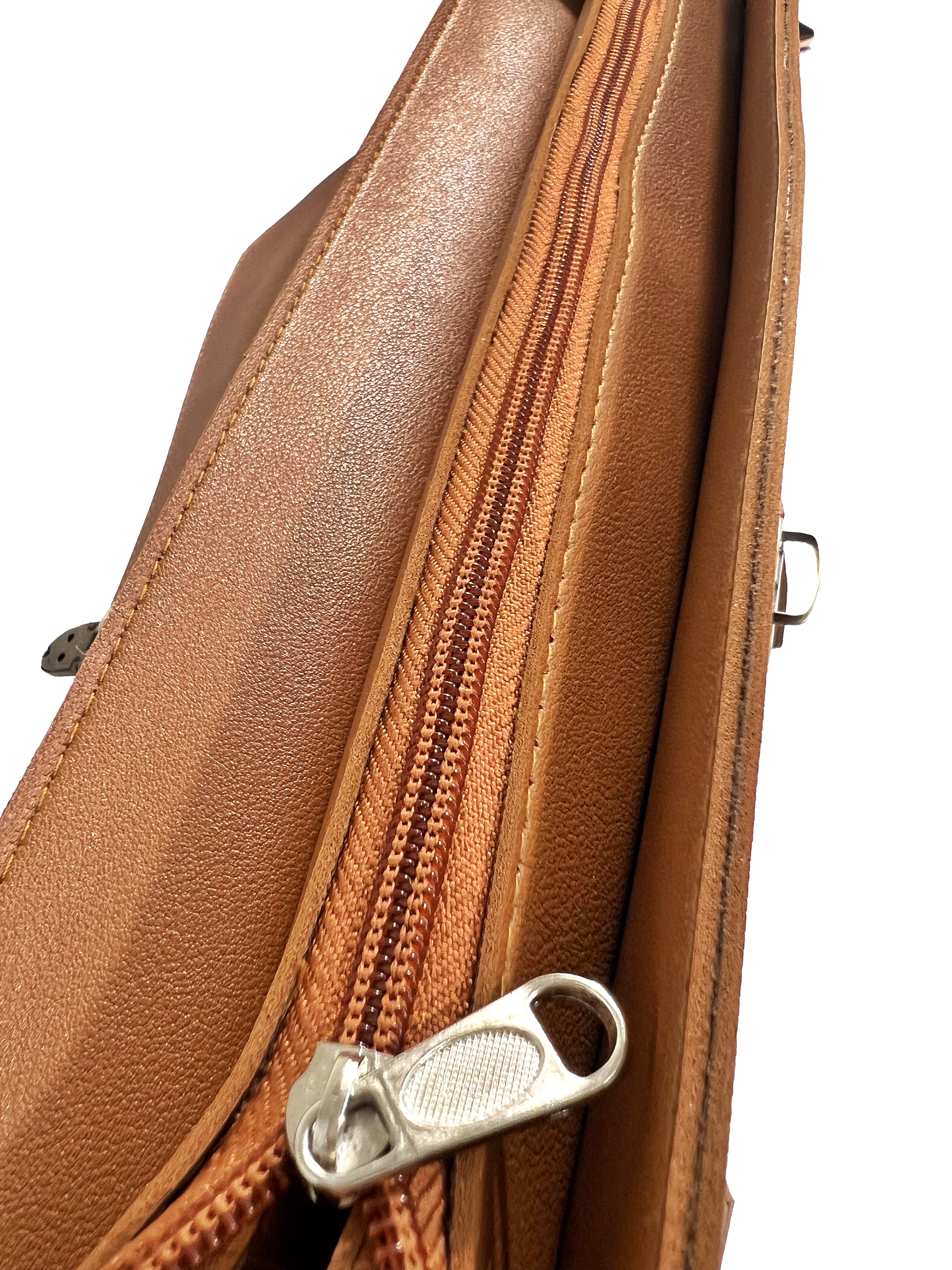 LORENZO Laptop Bag - Tan