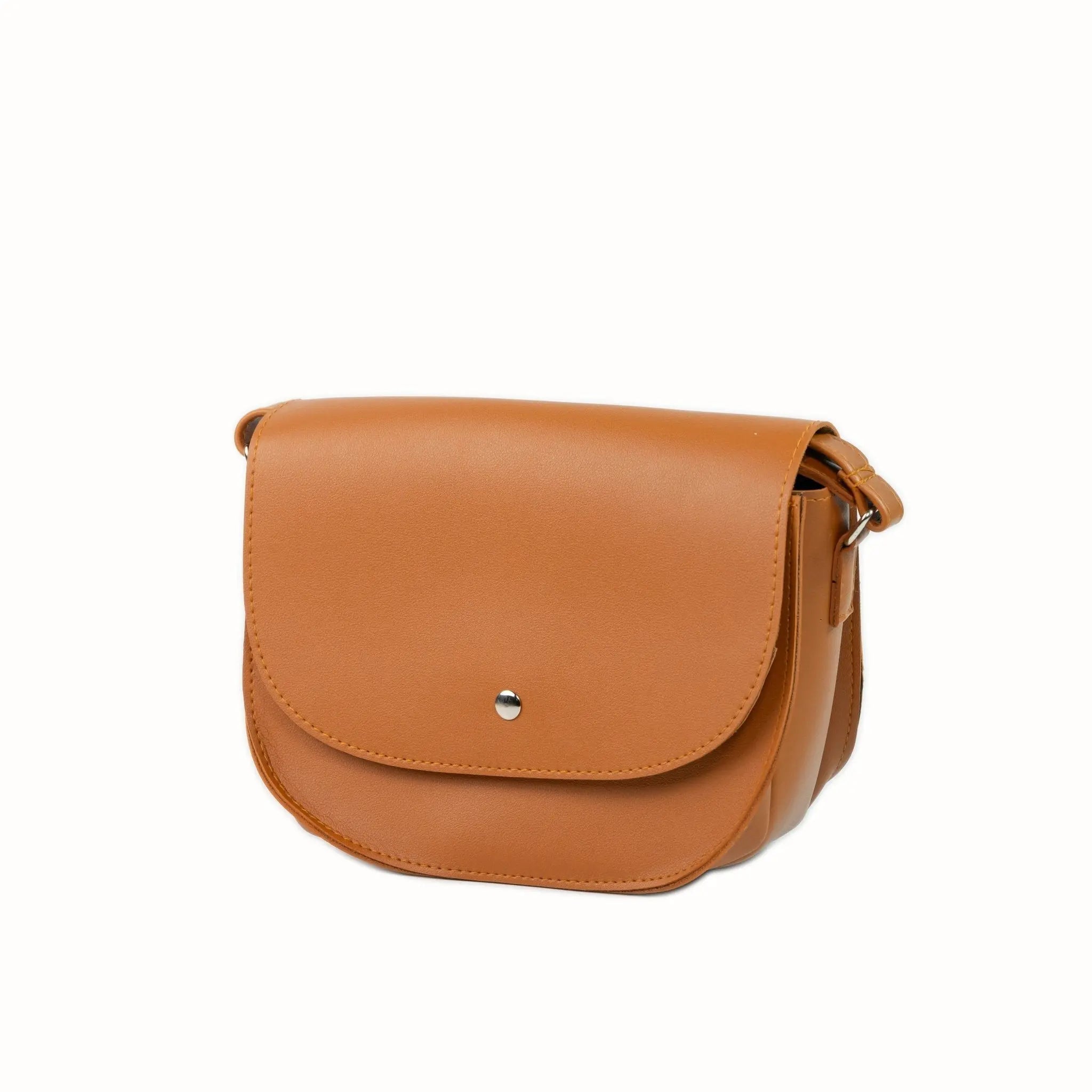 MADISON Classic Sling Bag in Tan Brown - Mariqueño