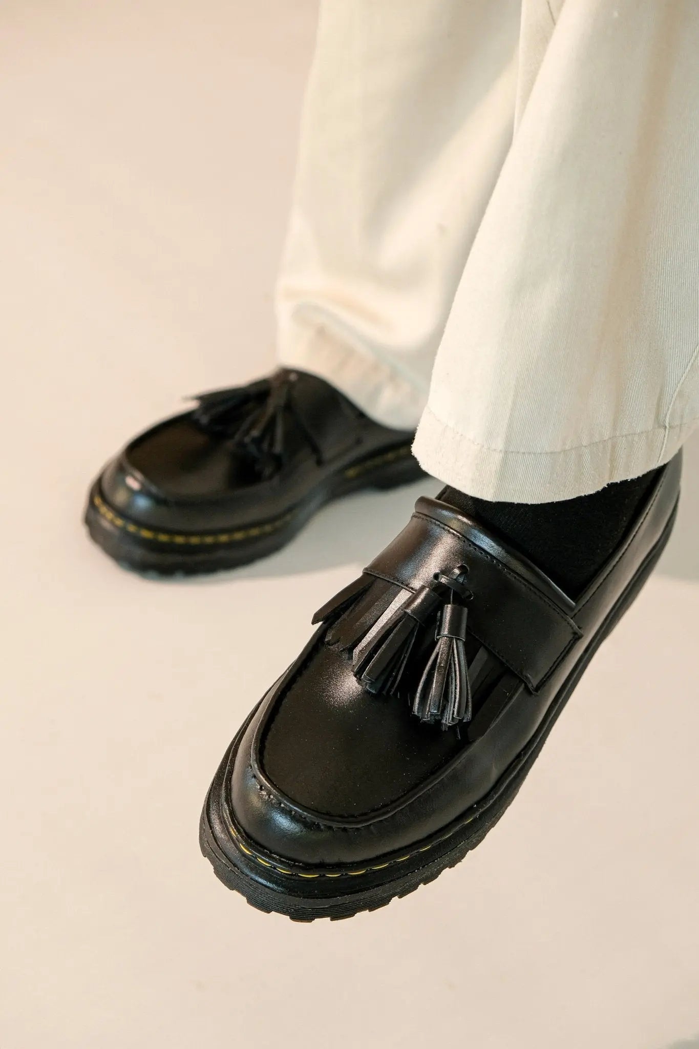 MARCELINO Tassel Loafer - Black - Mariqueño