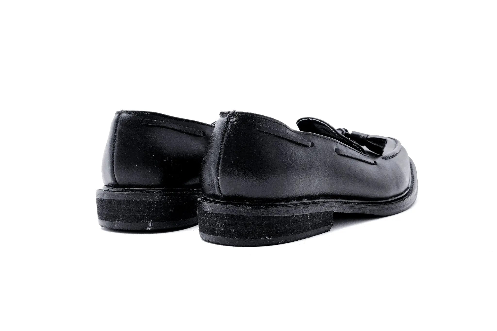 ENRIQUE Tassel Loafer - Black - Mariqueño