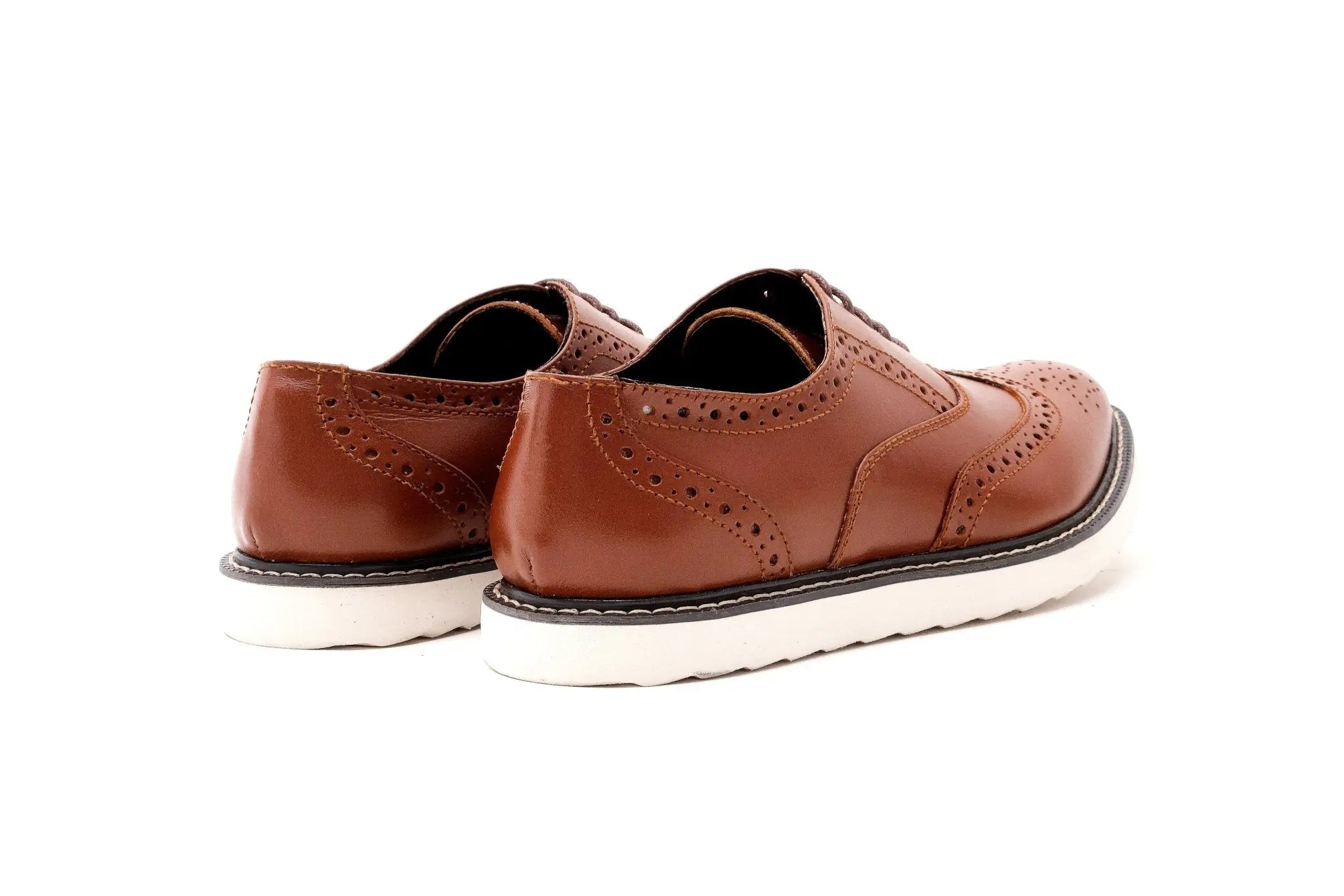 GUEVARRA Wingtip Oxford in Rubber Sole - Tan - Mariqueño