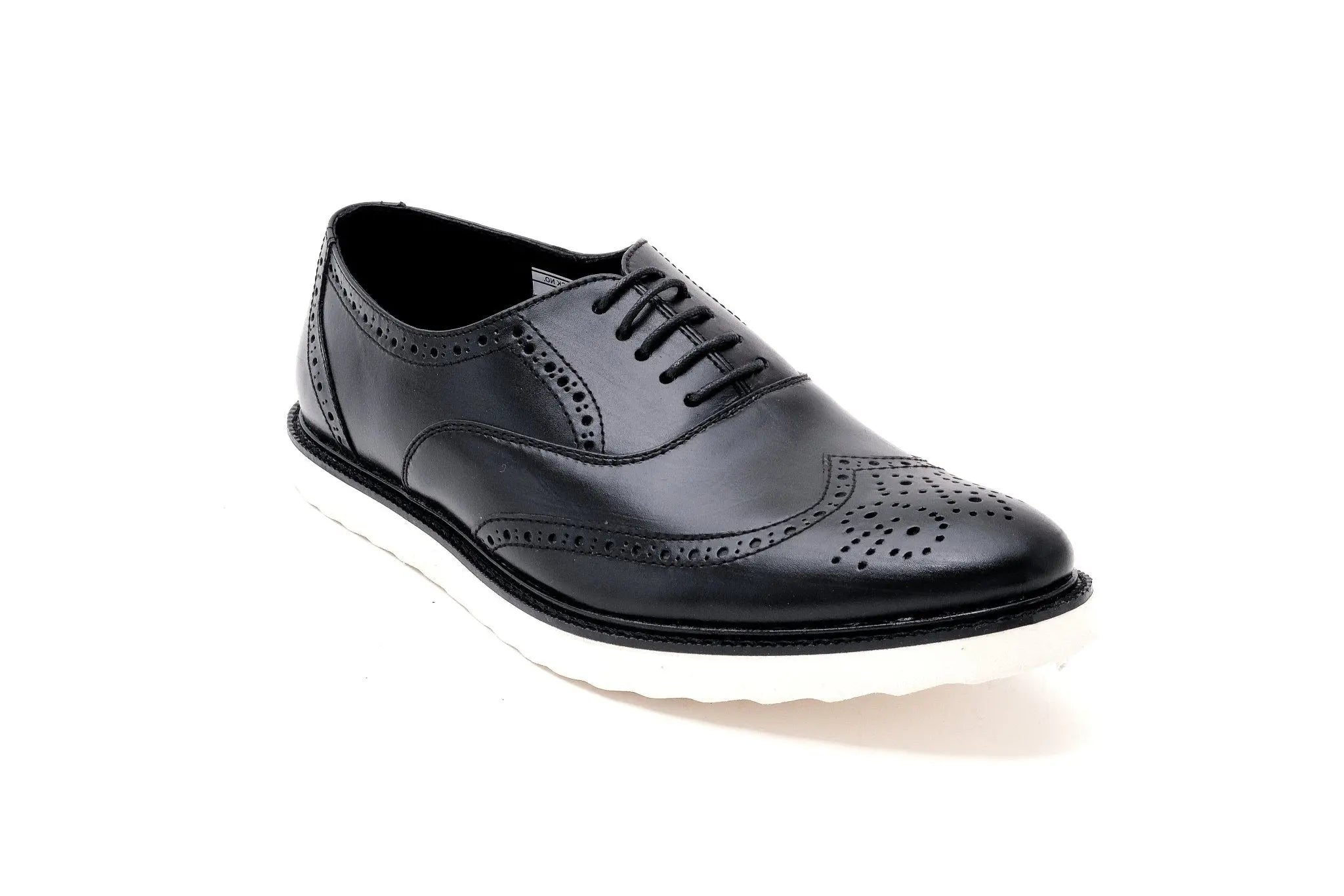 GUEVARRA Wingtip Oxford in Rubber Sole - Black - Mariqueño