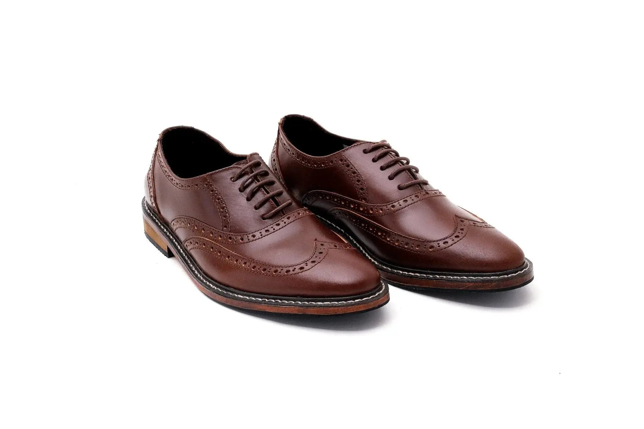 GUEVARRA Wingtip Oxford - Walnut |   by  Mariqueño ( )