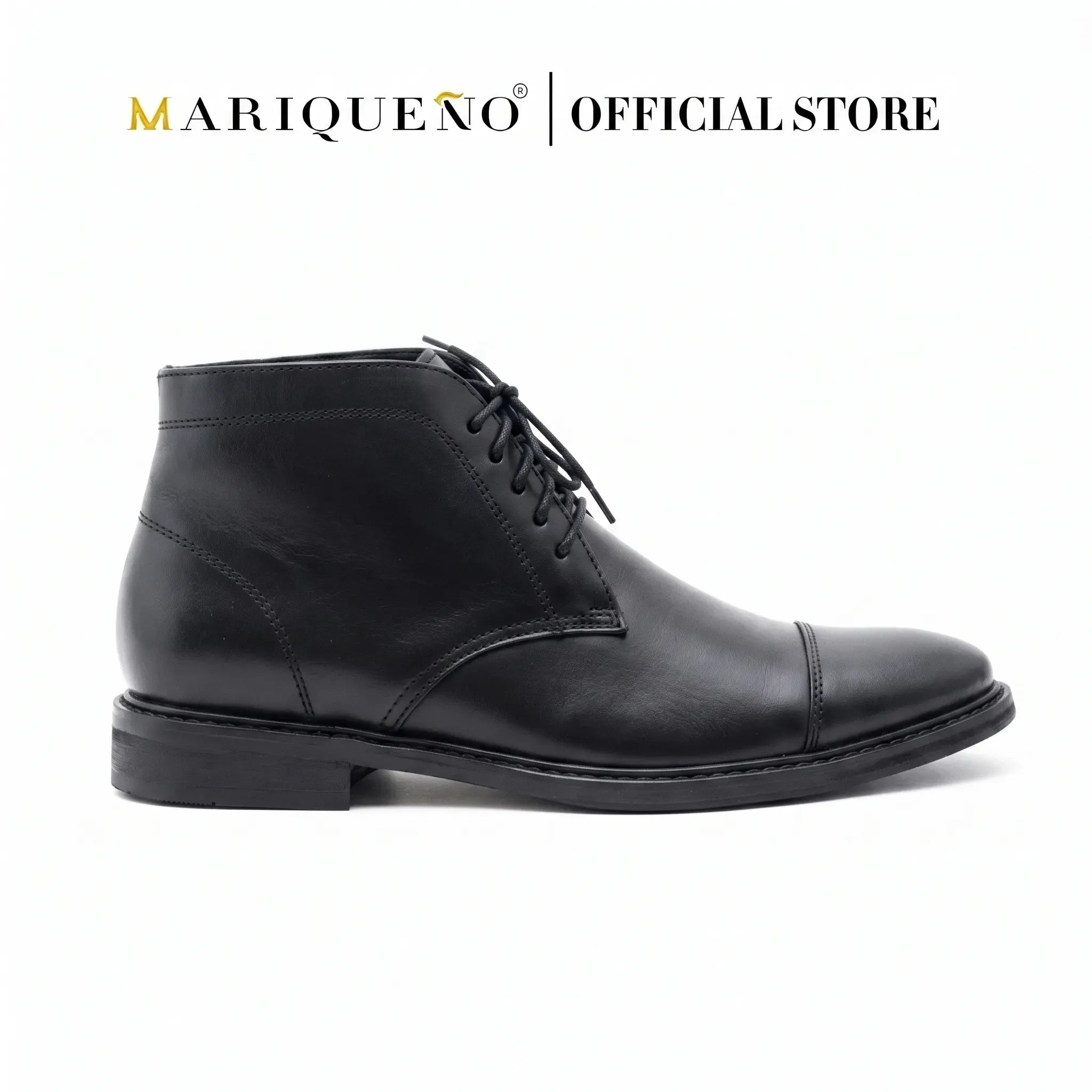 Black Chukka boots 
#color_black