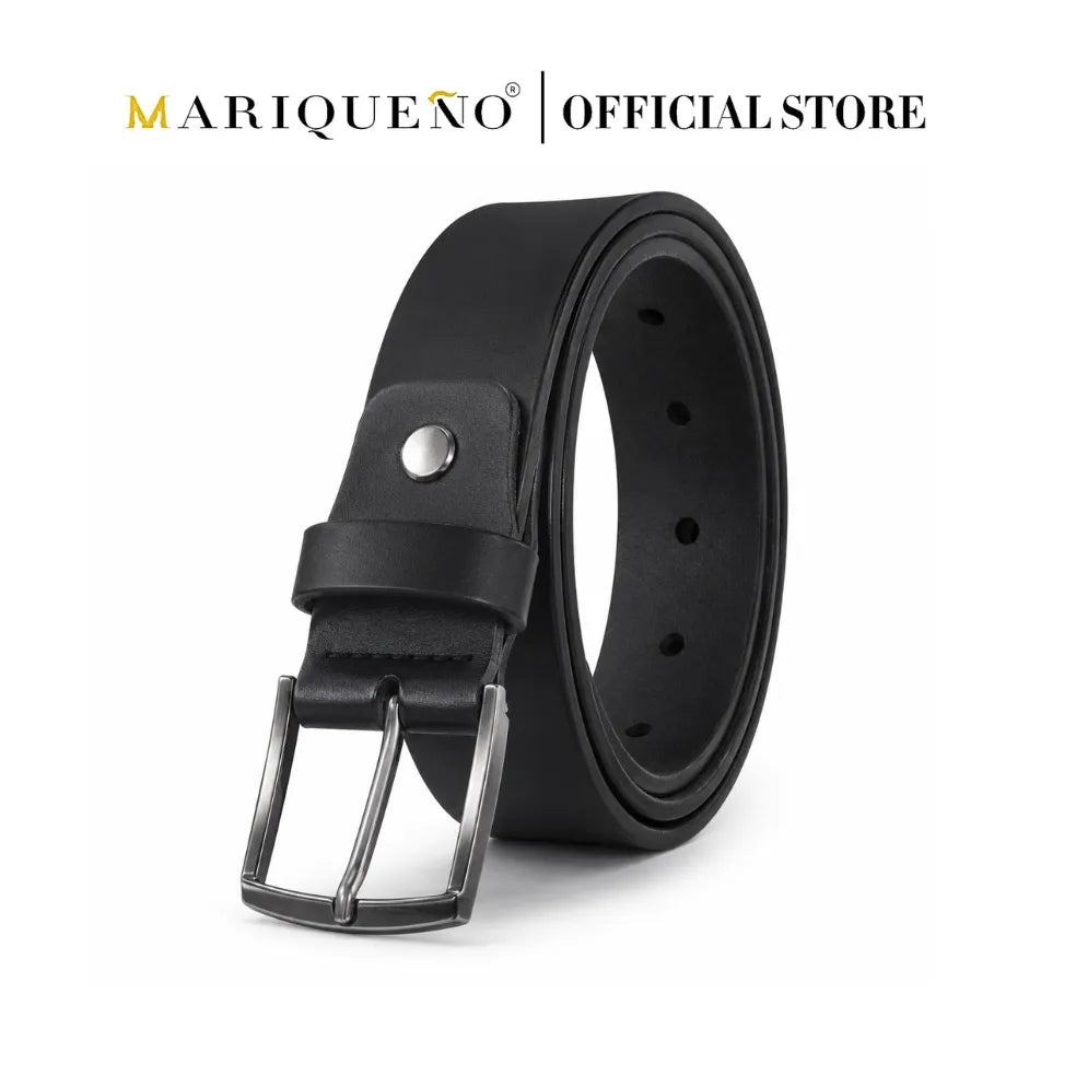 Black leather belt with silver buckle on a white background, branded as Mariqueno.
#color_black