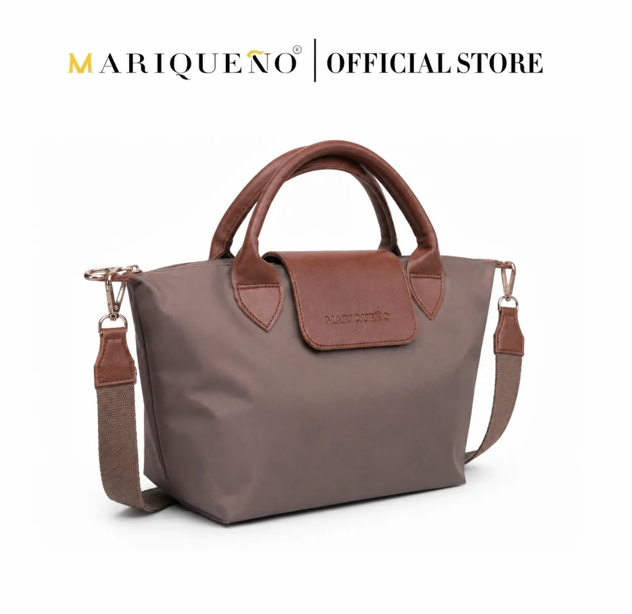 Brown handbag with shoulder strap on a white background, featuring the Mariqueño brand.
#color_choco brown