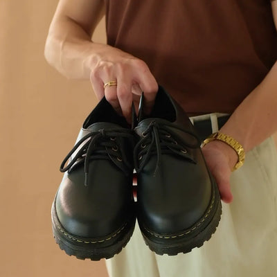 Low Cut Boots in Black color
#color_black